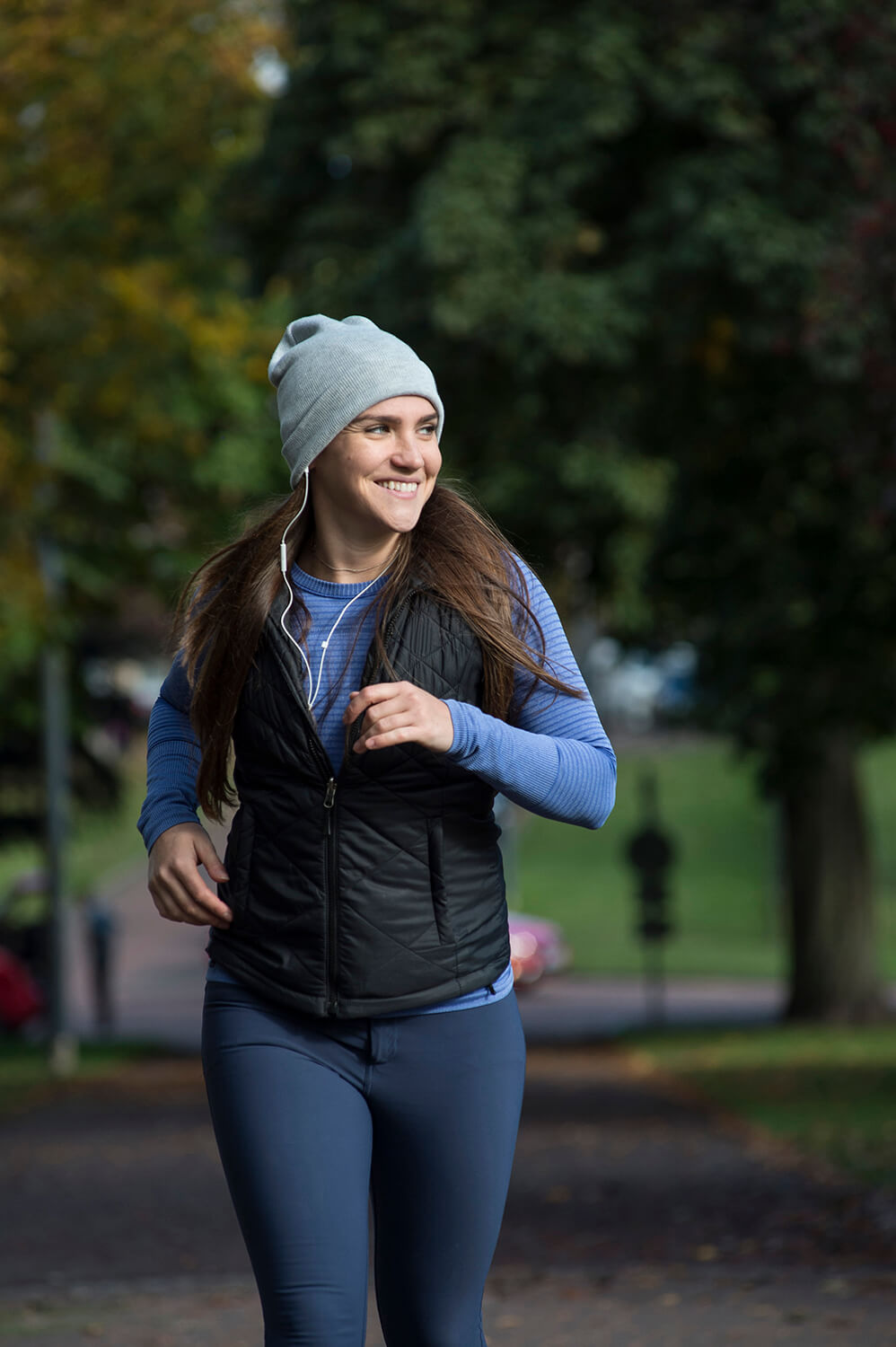 The client wanted to show the hats 'in use' as they are popular with people doing outdoor sports like jogging.